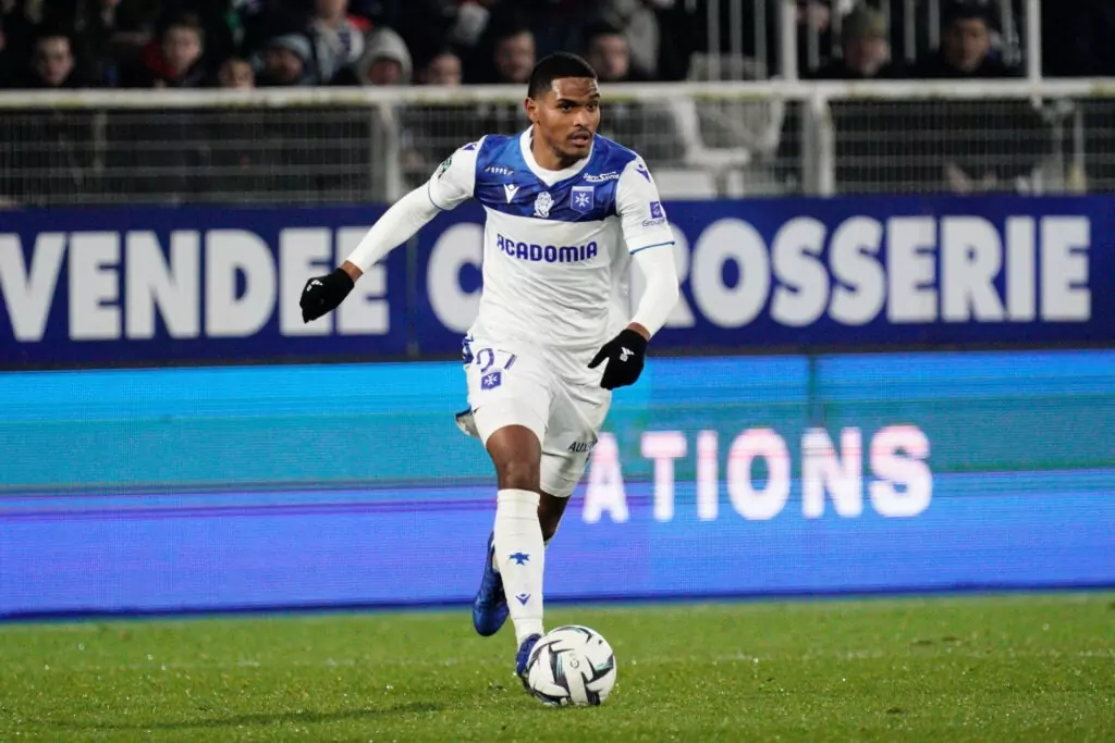 Rayan Raveloson's Brilliance propels AJ Auxerre to victory against Stade Lavallois