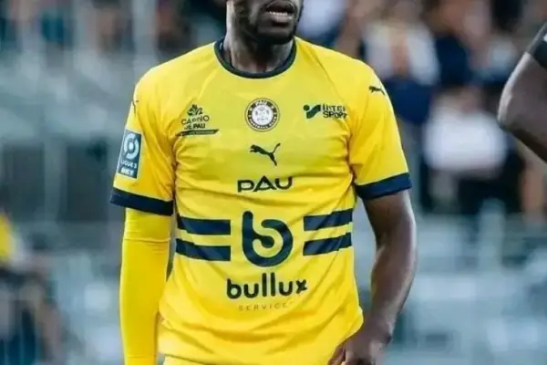 Mons Bassouamina's Late strike secures draw for Pau FC against Troyes