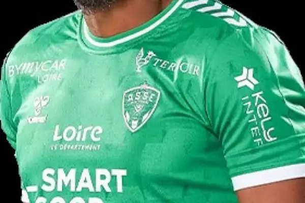 AS Saint-Étienne secures early lead against Caen, courtesy of Aimen Moueffek
