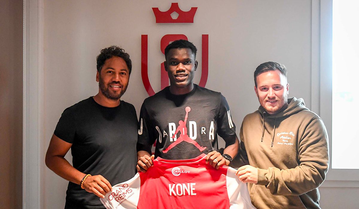 Heartbreak for Amadou Koné: Young midfielder's agony evident after dismissal