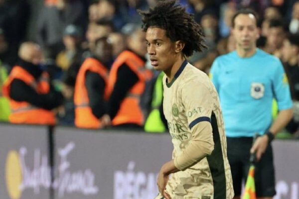 Unveiling Senny Mayulu: The rising Ssar from PSG youth ranks