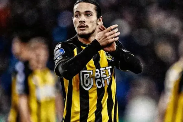 Algerian talent Anis Hadj Moussa secures Feyenoord Rotterdam move