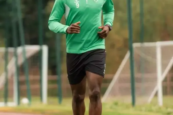 AS Saint-Étienne's Ibrahim Sissoko returns to training after injury setback