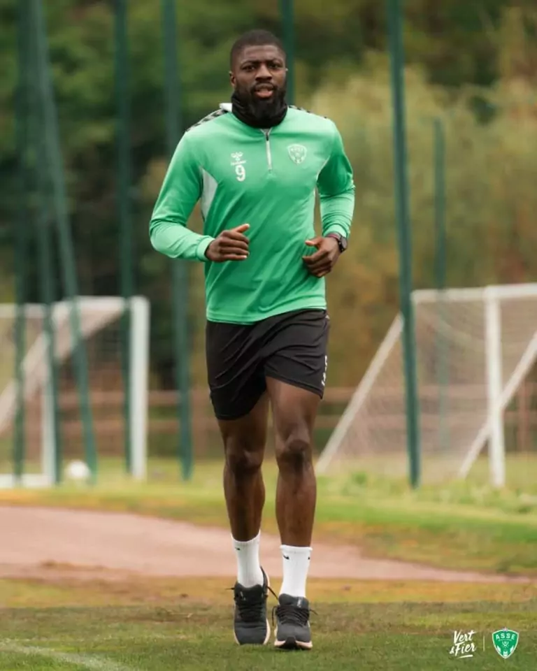 AS Saint-Étienne's Ibrahim Sissoko returns to training after injury setback