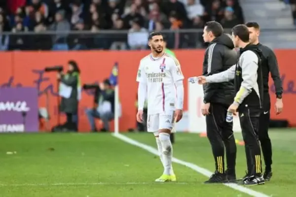 Lyon manager Pierre sage reveals Saïd Benrahma's preferred position