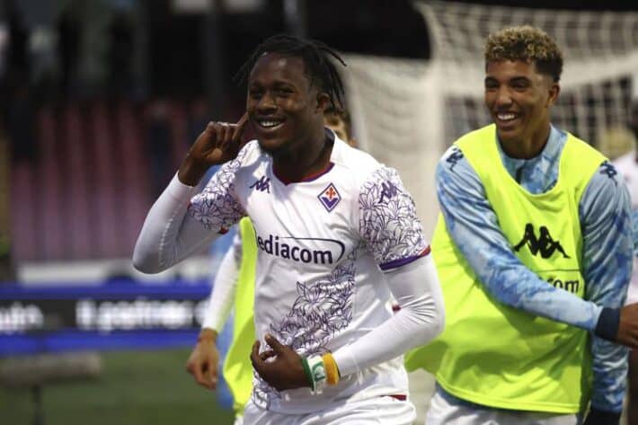 Fiorentina secures victory against Salernitana with Kouamé and Ikoné shine