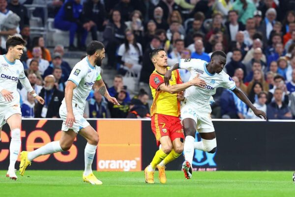 Pape Gueye delights in victory and remains mum on future amid transfer rumors