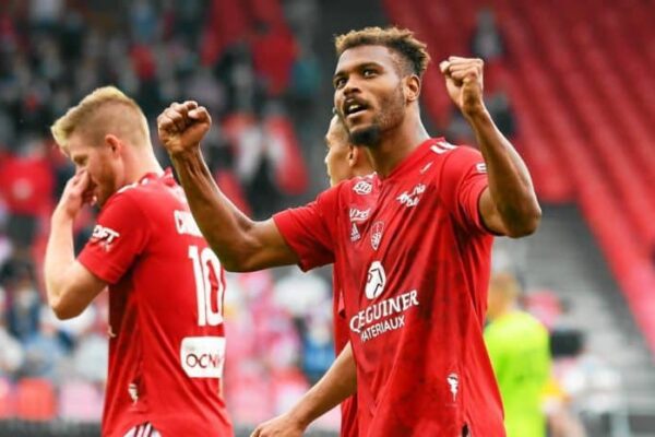 Steve Mounié inspires Brest towards historic UEFA Champions League qualification