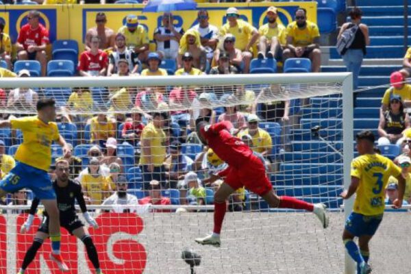 Youssef En-Nesyri nears landmark as Sevilla FC's legendary goal-scorers beckon
