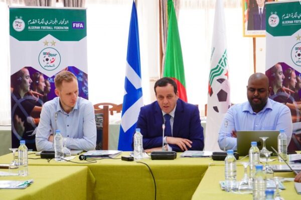 Algerian football federation holds workshop with FIFA to study VAR implementation