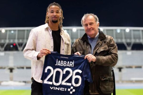 Ayoub Jabbari commits to Paris FC for two more seasons