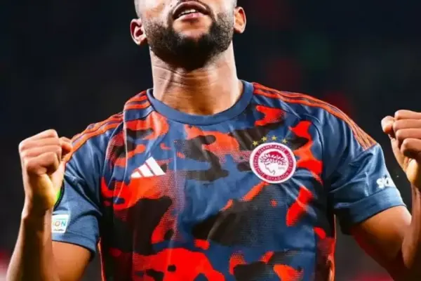 Ayoub El Kaabi inspires Olympiacos Piraeus to victory with stunning brace against Aston Villa
