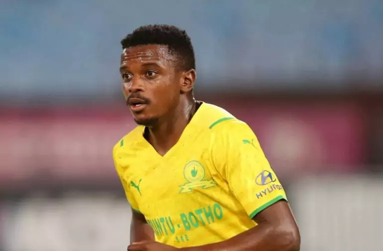 Mamelodi Sundowns firm on Teboho Mokoena amid transfer speculation