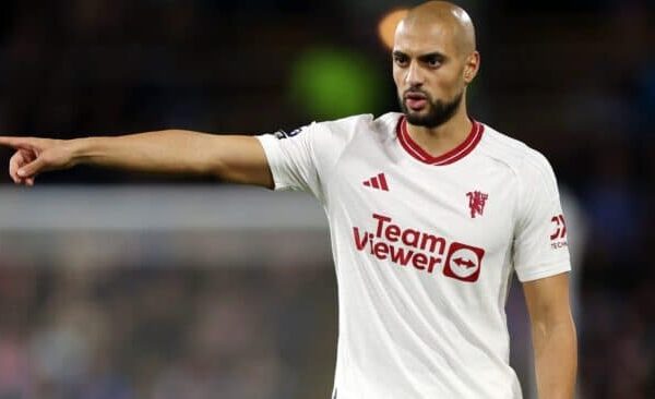 Erik ten Hag lauds Sofyan Amrabat's performance despite Manchester United's defeat to Arsenal