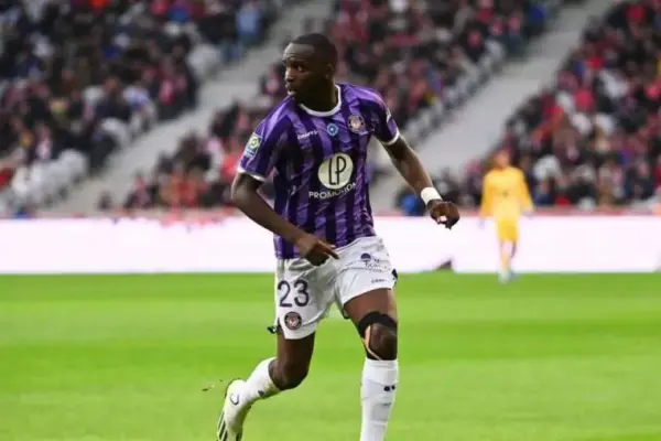 Moussa Diarra's heroics propel FC Toulouse to draw against PSG in Ligue 1 showdown