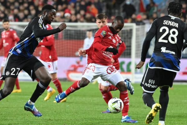Brest's Kamory Doumbia clinches best goal honors at UNFP trophies 2024
