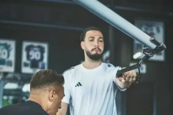 Ramy Bensebaïni faces uncertain future at Borussia Dortmund amidst Club's evaluation