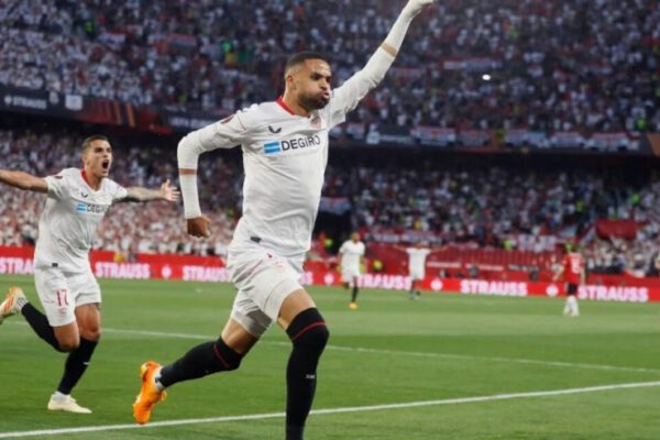 Sevilla prepares to field offers from Saudi clubs for Youssef En-Nesyri