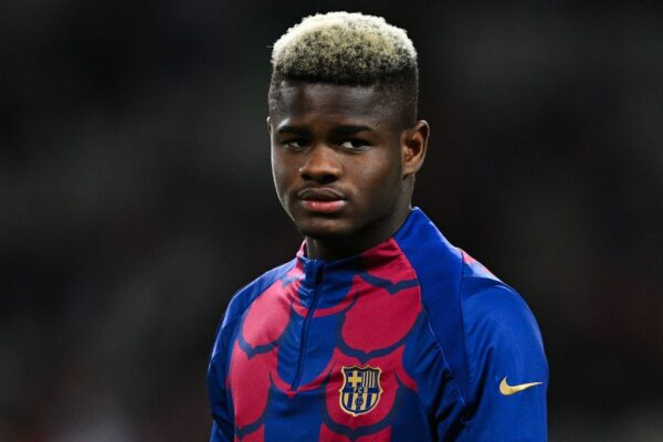FC Porto eyes Barcelona’s Mikayil Faye in €15 million deal