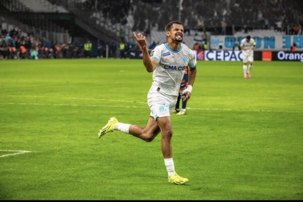 Iliman Ndiaye edges closer to Everton move