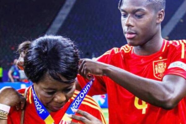 Nico Williams shares heartfelt tribute to his Ghanaian mother