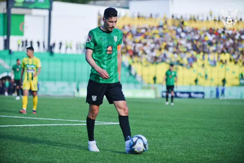 Constantine youth secures top scorer Ibrahim Dheeb until 2027