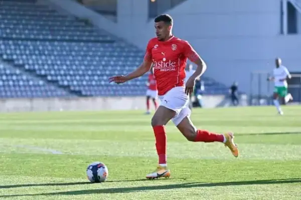 MC Oran boosts squad with key signings Aribi and Boukholda