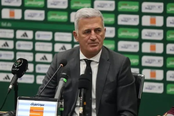 Vladimir Petkovic arrives in Algiers to attend Algerian Cup final