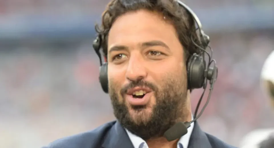 Mido announces surprise return to football at 41