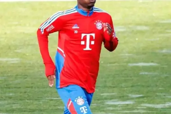 Bouna Sarr in advanced talks with Atalanta Bergamo