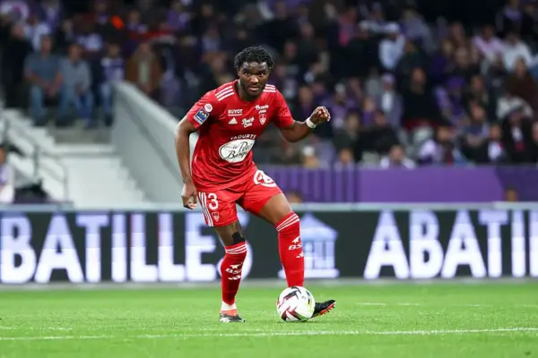 Lilian Brassier set for medical examination ahead of Marseille move