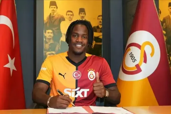 Michy Batshuayi signs with Galatasaray amid controversy