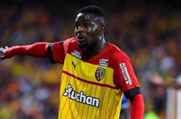 Salis Abdul Samed set for loan move to Sunderland