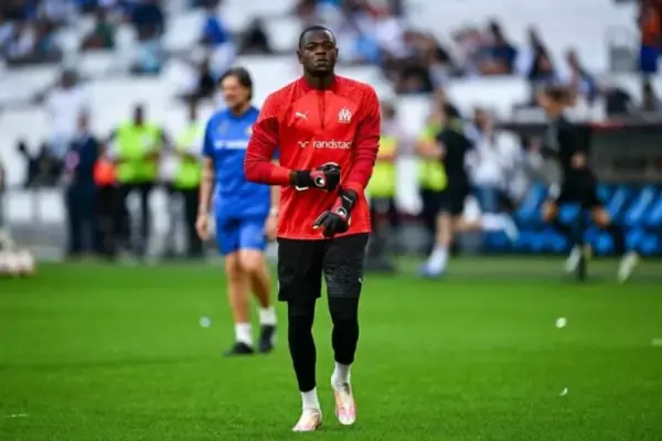 Simon Ngapandouetnbu set for loan move to Nîmes Olympique