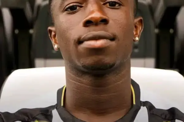 Raymond Asante joins Charleroi on loan from Udinese