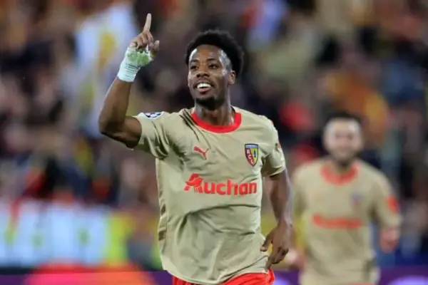 Marseille intensifies pursuit of Elye Wahi in transfer window