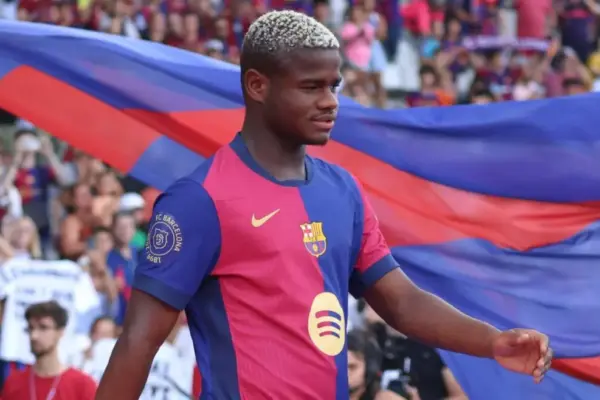 Lille makes bold move for Barcelona's Mikayil Faye amid intense transfer battle