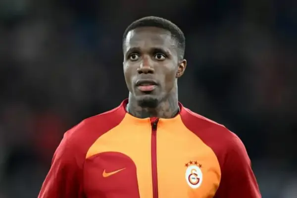 Crystal Palace poised to reacquire Wilfried Zaha from Galatasaray
