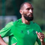 Themba Zwane extends stay with Mamelodi Sundowns until 2025