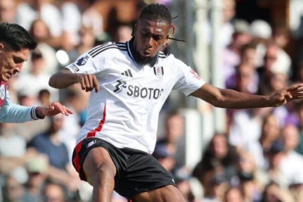 Alex Iwobi empresses as Fulham and West Ham share the spoils