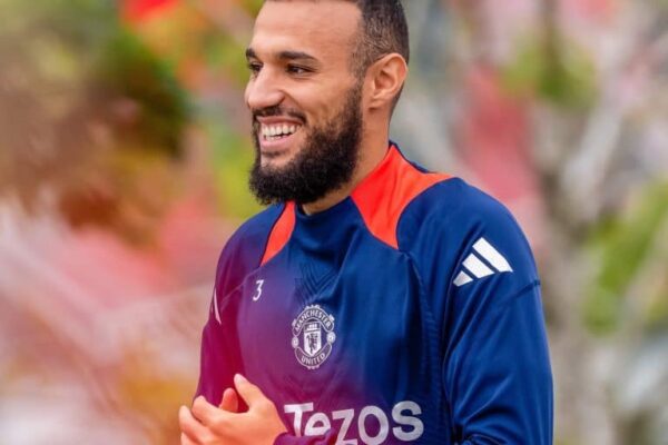  Noussair Mazraoui explains his move to Manchester United