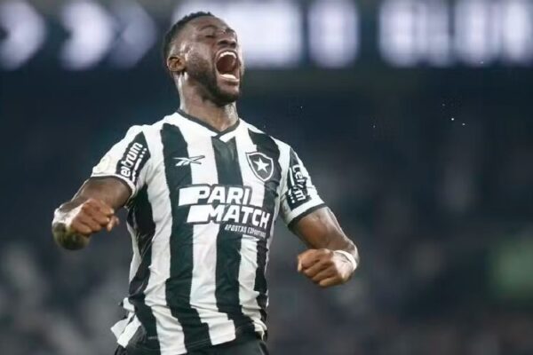 Bastos Quissanga signs contract extension with Botafogo until 2026