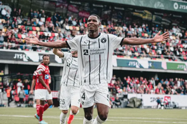 Ousmane Diao's goal secures Midtjylland's victory over Silkeborg to regain Superligaen lead