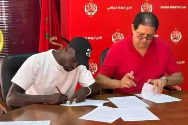  M'Baye Niang joins Wydad AC in bid to revitalize career