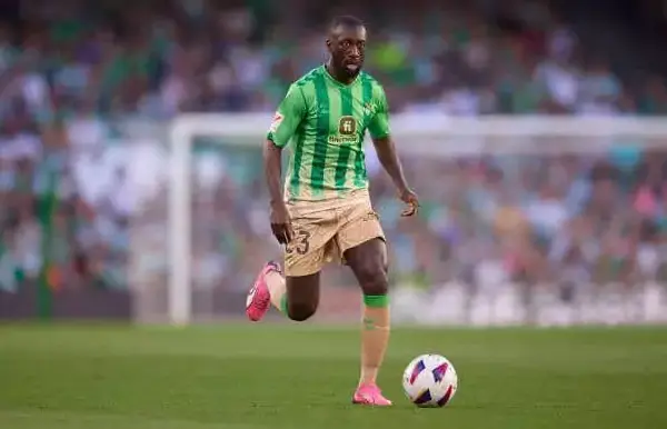 Youssouf Sabaly ruled out for several weeks due to injury