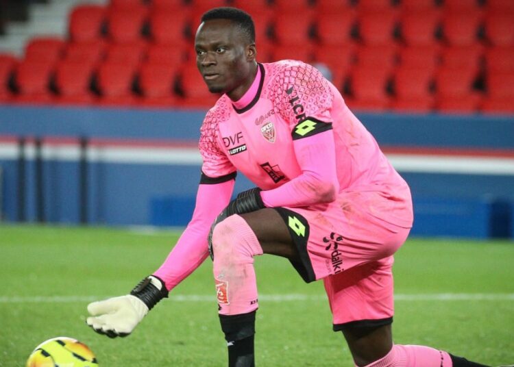 Saturnin Allagbé signs one season contract with OFK Botev Vratsa Saturnin Allagbé signs one season contract with OFK Botev Vratsa   Saturnin Allagbé signs one season contract with OFK Botev Vratsa   AfricaSoccercom