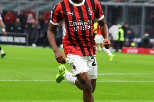  Samuel Chukwueze's goal secures victory for AC Milan against Udinese