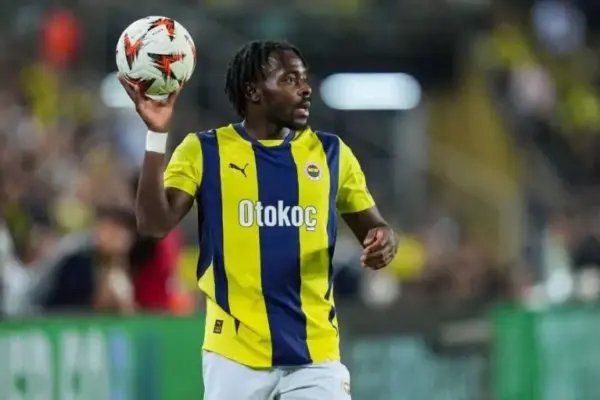 Uncertain future for Bright Osayi-Samuel as Fenerbahçe contract talks stall