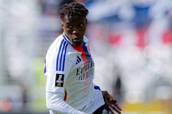 Wilfried Zaha sparks controversy at Olympique Lyonnais after just two matches