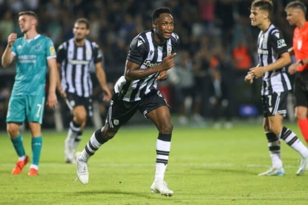 Baba Rahman’s first goal of the season denied victory as PAOK and AEK draw 1-1